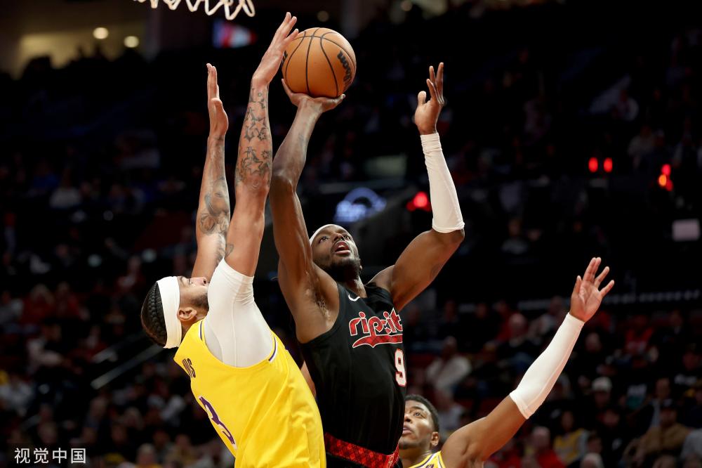 也提升了球 也提升了球