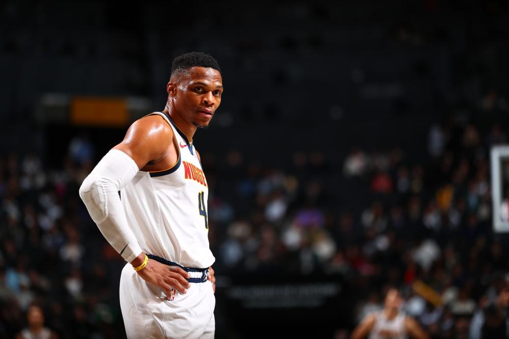 其场上专注 其场上专注