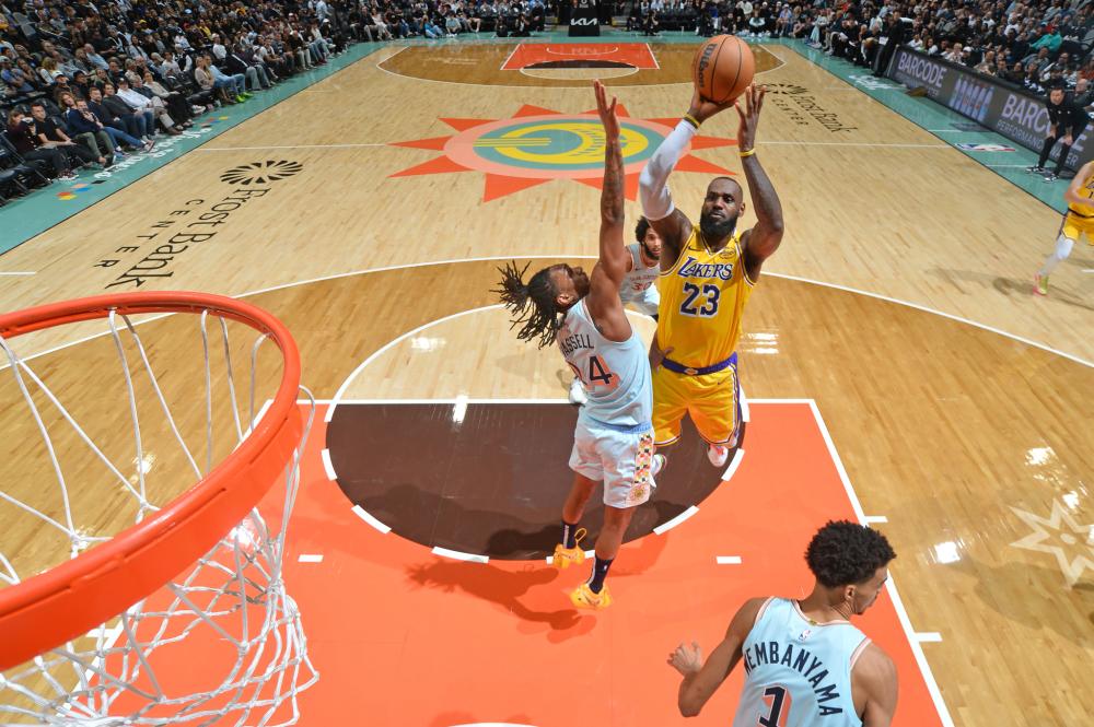 助年轻球员 助年轻球员